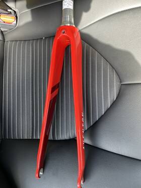 Shd-43 Aventon Carbon Fork Red