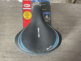 Bell 035011965895 Comfort 610 Bike Seat Wide Flex Gel Foam Channel - New