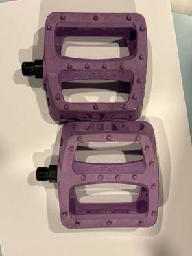 41305 Black Ops Odyssey Twisted Pc 9/16 Pedals Wide Platform Chromoly Spindle Pedals- Purple