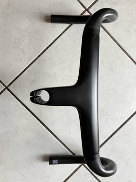 30003722 Bmc Cockpit Ics Carbon Aero 100 360/420 Black