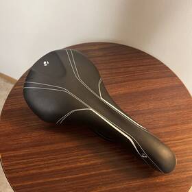 328820 Bontrager Road Racing Bike Cycling Bicycle Seat Saddle Black / White Used