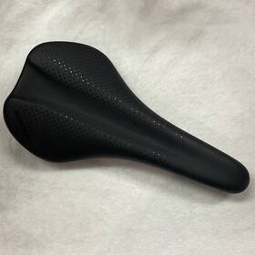 555575 Bontrager Arvada Comp Black Road Bike Saddle Synthetic Steel Rails 138mm - Used