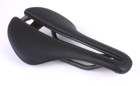 581634 Bontrager Aeolus Pro Saddle 7x10mm Carbon Rails 155mm With Blendr Flare Light Mount