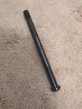 565790 Bontrager 601842041154 Euc Switch Rear Thru Axle 12 X 165mm