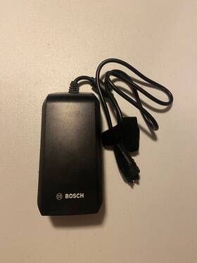 0275007907 Bosch European Standard E-bike Charger 4a Battery Bcs220 Eu 220-240v
