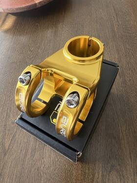 3458 Burgtec Enduro Mk3 Stem 50mm Reach 35mm Clamp Gold
