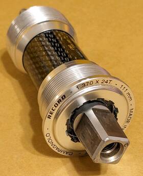 Campagnolo 032484330146 Record Triple Bottom Bracket 68x111 1.370x24 111mm English Asymmetric