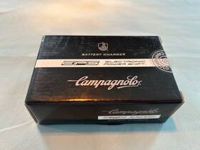 Ac12-bceps Campagnolo Eps Battery Charger And Power Cable