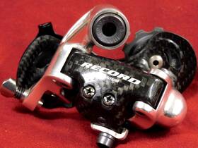 Rd00-re210 Campagnolo Near Mint Record Carbon Titanium Short Cage Derailleur