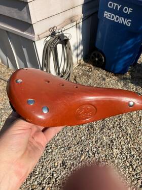 385002 Cardiff Harlech Real Leather Touring Bicycle Saddle Brown Used