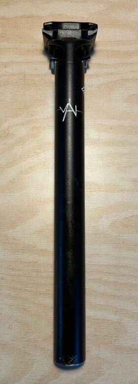 Rs3van27.2 Cinelli Vai Seatpost 300 X 27.2mm - Black Aluminium
