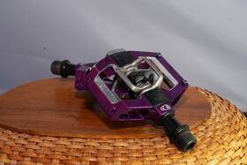 16761 Crankbrothers Crank Brothers Mallet Trail Pedals Purple / Black Spring