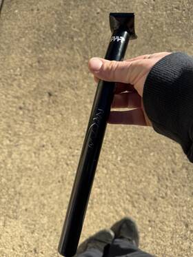 05-post-al-lbp-blk Cult Counter Layback Pivotal Seatpost - 300mm 25.4mm Aluminum Black