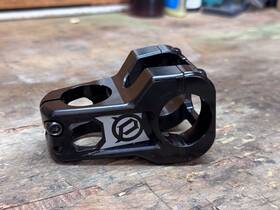 Deity 817180020137 Cavity Stem In Black - 31.8mm Clamp 50mm Length Steerer 1-1/8ftft