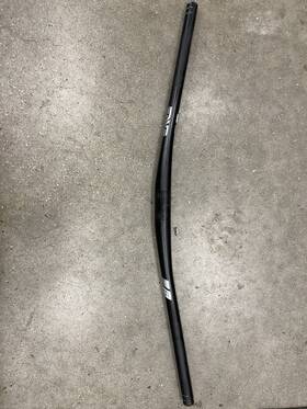 300-1000-061 Enve Composites Carbon Riser Mountain Bike Handlebar 7.5mm M6