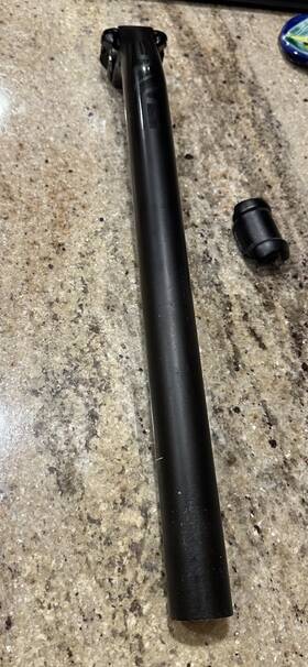 300-1008-105 Enve Composites Seatpost 25mm Offset 400x30.9mm Black