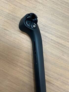 300-1033-012 Enve Composites Aero Seatpost - 20mm Offset For Melee / Fray
