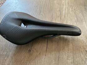 44062040 Ergon Sr Pro Carbon Saddle Stealth Mens Small Medium Synthetic Cut Out