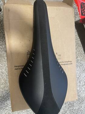 Fizik 021890276308 Arione Saddle With Kium Rails