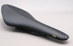 7092swsa19c65 Fizik For Parts/repair - Arione 00 Carbon Rails Saddle Black