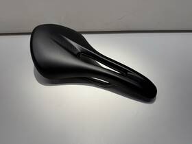 75e8s00a13a25 Fizik Tempo Aliante R3 Saddle - Kium 145mm Black Excellent Condition