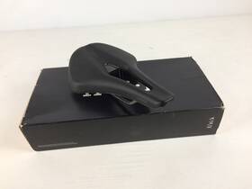 F1933160 Fizik Tempo Argo R3 Road Bike Saddle 160mm