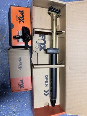 925-01-259 Fox 2025 Transfer Neo Dropper Seatpost 31.6mm 150mm Gold/black With Remote