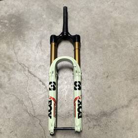 D325 Fox 2021 Factory 38 Limited Edition Pistachio Color
