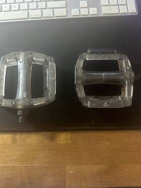 16ftftclear Free Agent 653010000 Poly Platform Bmx/ Hybrids 9/16ftftclear Polycarbonate Pedal Pair