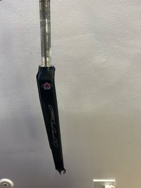 M91-2322 Fuji Road Bike Carbon Fiber Rigid Fork 1 In Threaded Black 700c 650c