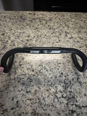 Full Speed Ahead 840031122193 Fsa Omega Compact Drop Handlebar - 6061 Aluminum 38cm Black