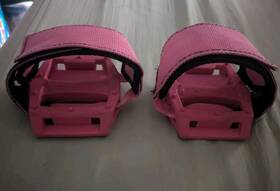 Pd1040 Fyxation Gates Nylon Platform Bicycle Pedals 9/16 Inch Pink With Straps Fixie Fixed