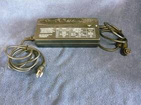 Gli270ca Giant 6a Energypak Smart Charger