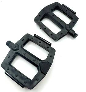 Gp2257u Gt Pc Black Logo Pedals Bmx Bike Used Bicycles Bicycle One Missing Reflector