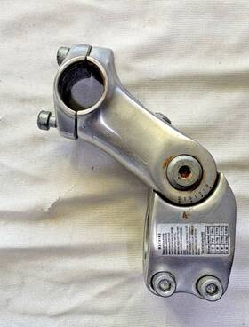 C268 Hl Threadless Adjustable Stem 25.4 Bars Giant