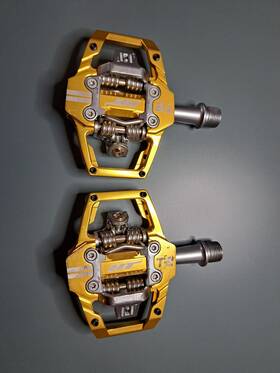 102001t2xxxx2y02g1x1 Ht Components T2 Enduro Dual Sided Clipless Pedals Aluminum 9/16 Inch Gold