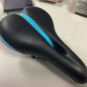 Va23305 Huffy Used Men S Blue Black Mountain Trail Runner Racing Bicycle Seat Nice
