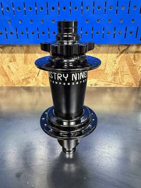 H2moxaxg2 Industry Nine Hydra Classic Rear Hub - 12 X 157mm 6-bolt Xd Black 32h