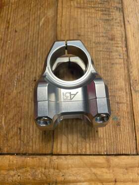 Sa318ss40 Industry Nine A318 Mountain Bike Stem 31.8mm X 40mm /-6deg Rise Silver