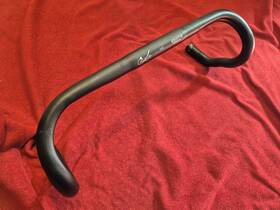 Al-046 Kalloy Crp 440 Road Handlebar Anatomic Bend Mm X 26.0