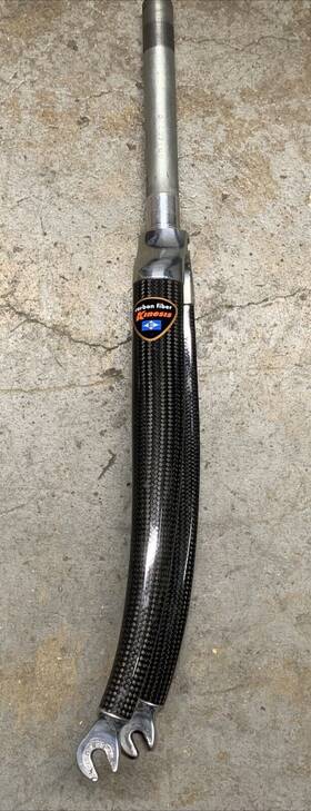 K6126508 Kinesis Carbon 2 1 Inch Threaded Road Fork 205mm Steerer 700c 9x100mm Qr Vgc