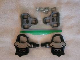 00016090 Look Keo 2 Max Carbon Road Cycling Pedals With Gray Cleats. Used Once