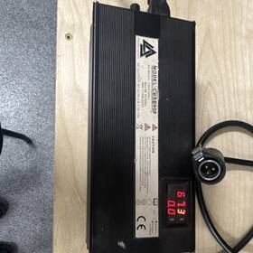 Cbsr900 Luyuan Surron Chi Battery 67.3v Metal Black Digital