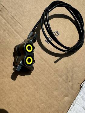 Magura 055184015865 Mt7 Disc Brake Caliper - Front Or Rear Post Mount 4-piston Gray/yellow