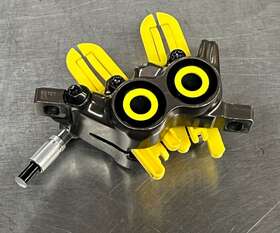 Magura 055184022603 Mt7 Quad Brake Caliper - Front Rear Post Mount 4-piston Hydraulic Disc