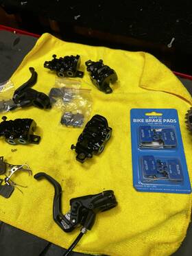 2548 Magura Maguire Mt7 Hydraulic Disc Brake Calipers X4 Lever Set And Pads Spares