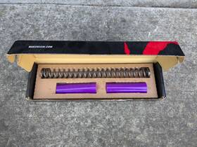 Marzocchi 821973386423 Bomber Z1 Coil Spring Kit Soft/purple 2021 Used