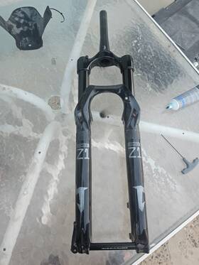 912-01-258 Marzocchi Bomber Z1 Suspension Fork - 29 Inch 150 Mm 15 X 110 44 Offset