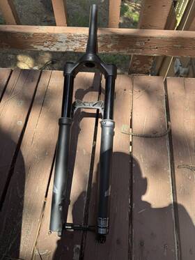 91201261 Marzocchi Bomber Z2 Fork 29 Inch 44r 140mm Rail 15x110 Blk