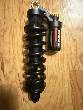 968-58-045 Marzocchi Bomber Cr Rear Shock - Metric 210 X 50 Mm Black